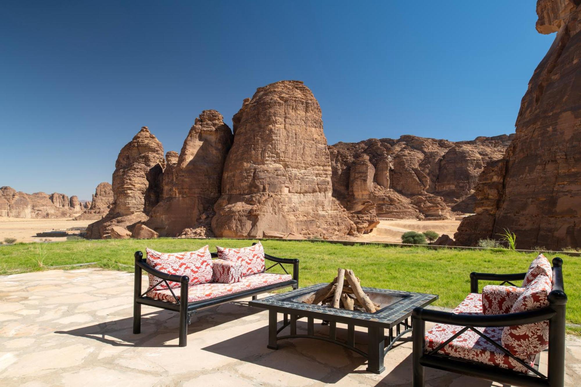 منتجع شادن العلا المظهر الخارجي الصورة