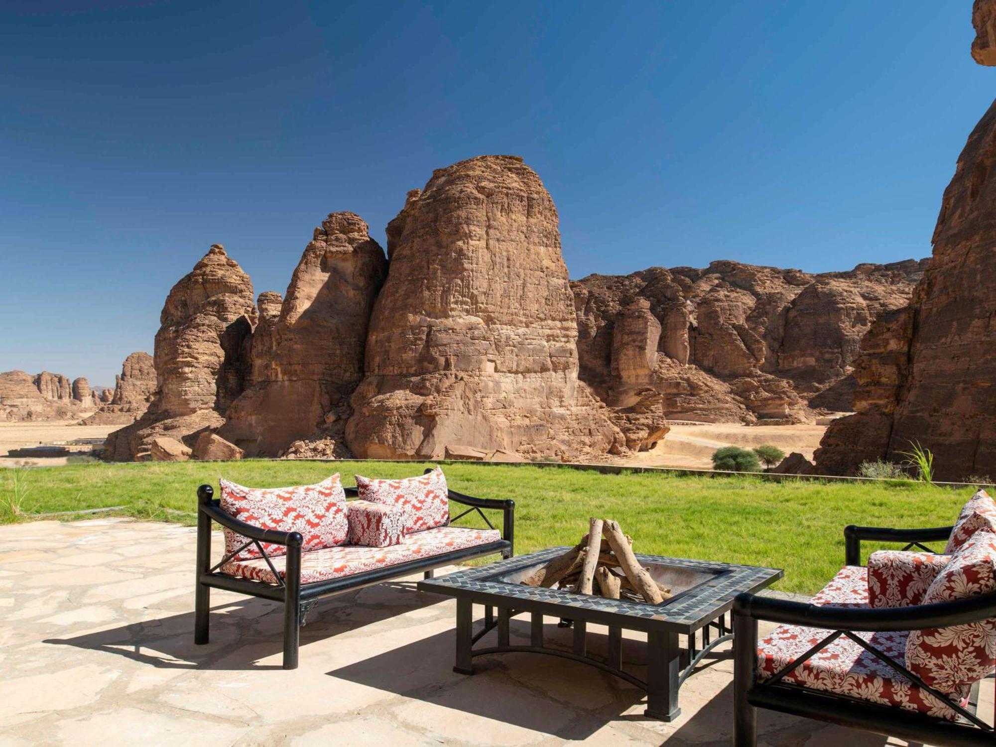 منتجع شادن العلا المظهر الخارجي الصورة